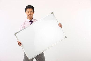 《暗黑》负责人：团队新人很多 制作首款游戏是暗黑4